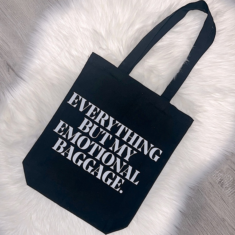 IL MAKIAGE NEW Tote Bag!